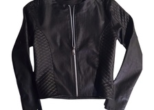 Campera elastizada engomada talle 1