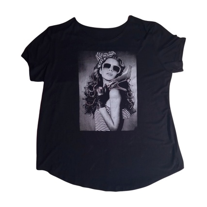 Remera de Morley con strass talle 7