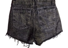 Short de jean rígido nevado con roturas