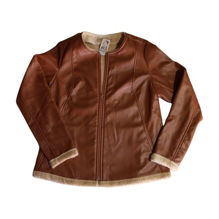 Campera de ecocuero talle unico